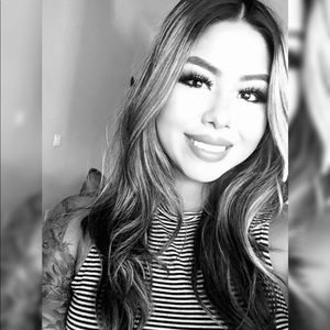 Meet your Posher, Ileana